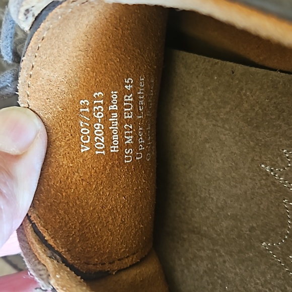 OluKai Honolulu Boot Size 12M - Picture 7 of 7